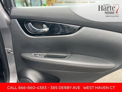 Certified 2022 Nissan Rogue Sport SL w/ Premium Package image 27