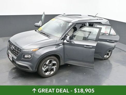 Used 2025 Hyundai Venue SEL image 44