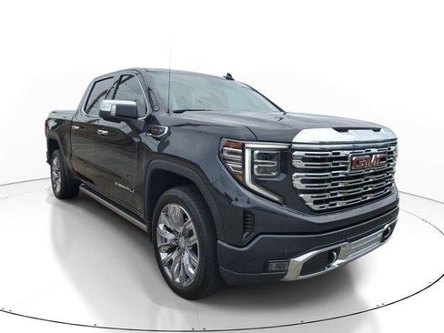 Used 2024 GMC Sierra 1500 Denali AWD/4WD image 2