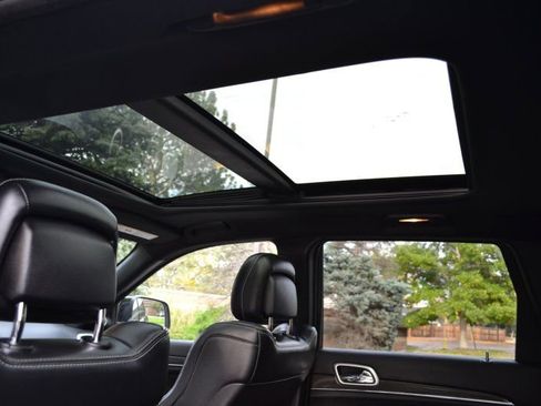 Used 2014 Jeep Grand Cherokee SRT w/ Trailer Tow Group IV image 33