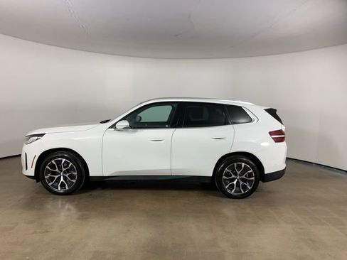 Used 2025 BMW X3 xDrive30i w/ Convenience Package AWD/4WD image 16