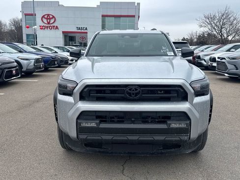 New 2026 Toyota 4Runner SR5 image 2