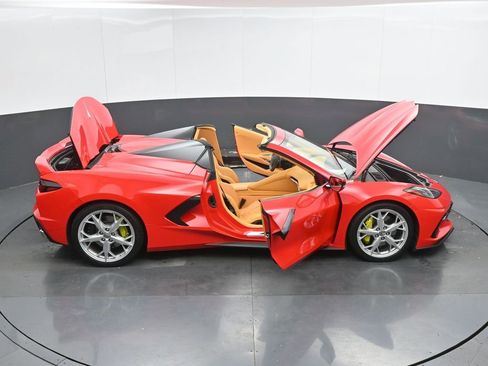 Used 2022 Chevrolet Corvette Stingray w/ Z51 Performance Package image 53