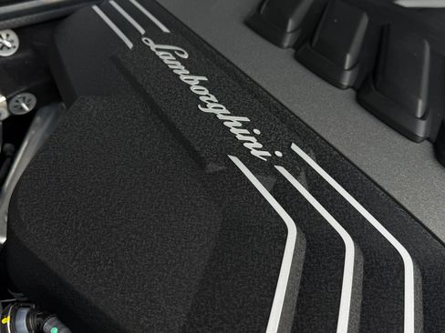 Used 2024 Lamborghini Urus S image 57