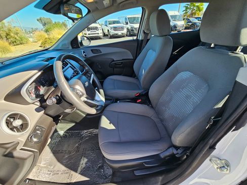 Used 2020 Chevrolet Sonic LT FWD image 17