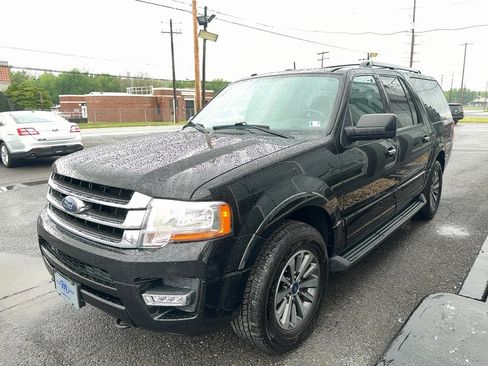 Used 2017 Ford Expedition EL XLT AWD/4WD image 3