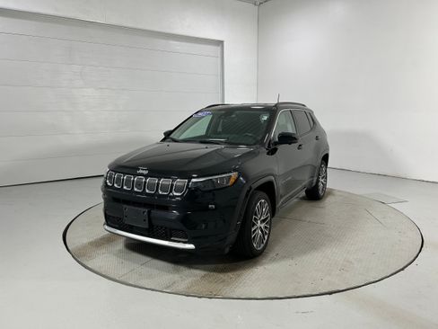 Used 2022 Jeep Compass Limited w/ Elite Group AWD/4WD image 21