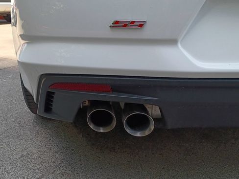 Used 2023 Chevrolet Camaro SS RWD image 5