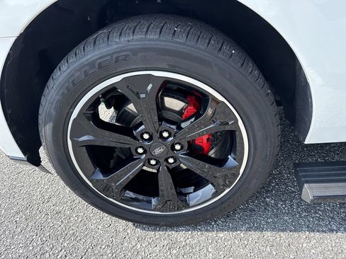 Used 2023 Ford Expedition Max Limited RWD image 11