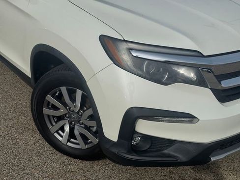 Used 2019 Honda Pilot EX image 3