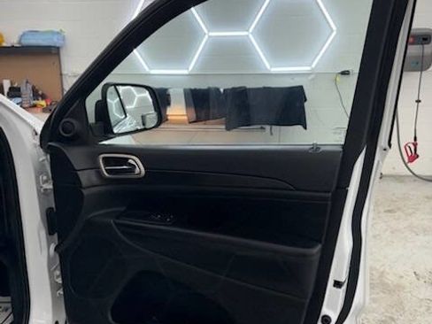 Used 2015 Jeep Grand Cherokee Laredo w/ Quick Order Package 23E image 26