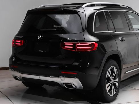 New 2026 Mercedes-Benz GLB 250 4MATIC image 4