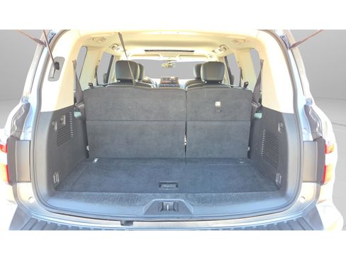 Used 2021 Nissan Armada SL w/ Captain's Chairs Package AWD/4WD image 15