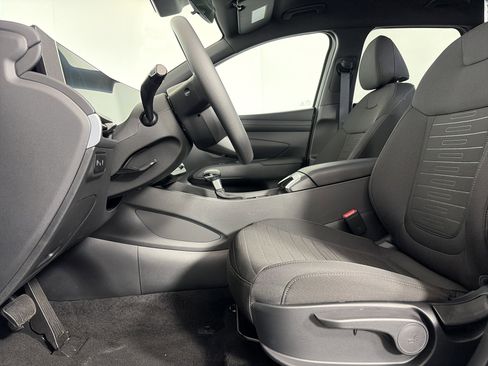 Used 2026 Hyundai Santa Cruz SE AWD/4WD image 6