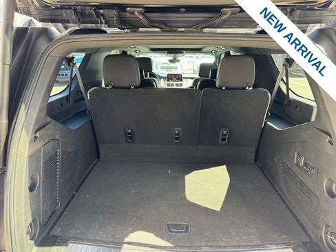 Used 2021 Chevrolet Suburban High Country image 14