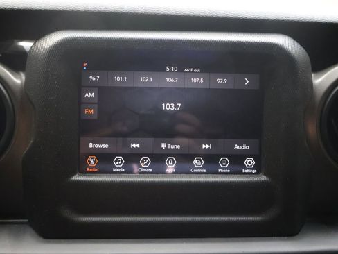Used 2022 Jeep Gladiator Sport AWD/4WD image 27