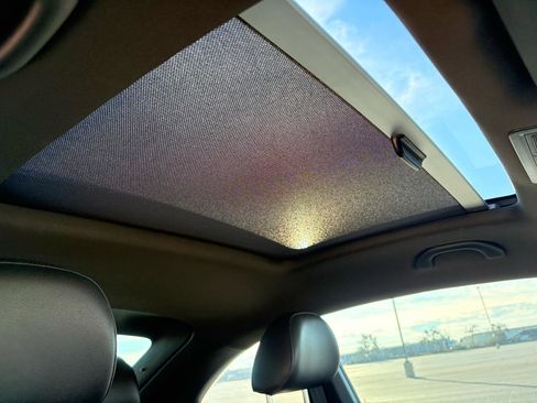 Used 2013 Volkswagen Beetle 2.5 image 26