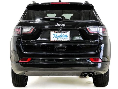 Used 2022 Jeep Compass High Altitude AWD/4WD image 8