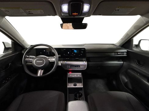 Used 2024 Hyundai Kona SEL w/ Convenience Package image 17