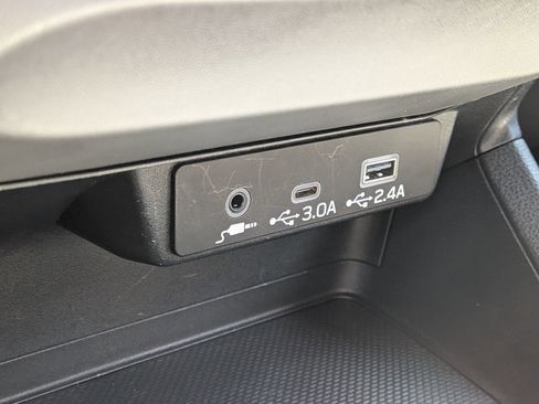 Certified 2024 Subaru Crosstrek 2.0i Premium image 22