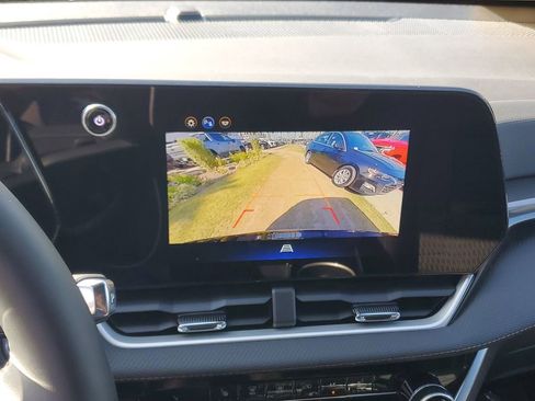 Used 2026 Chevrolet Equinox LT FWD image 29