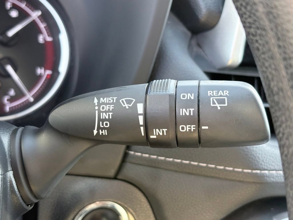 Used 2024 Toyota RAV4 XLE FWD image 16