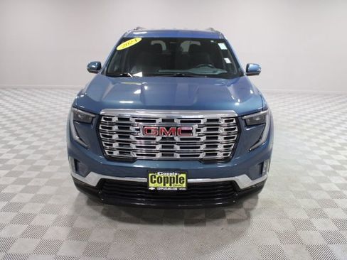 Used 2024 GMC Acadia Denali image 6