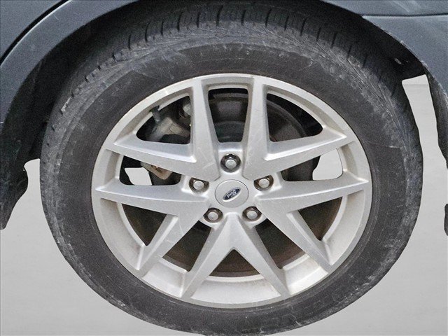Used 2011 Ford Fusion SEL w/ 302A Rapid Spec Order Code FWD image 7