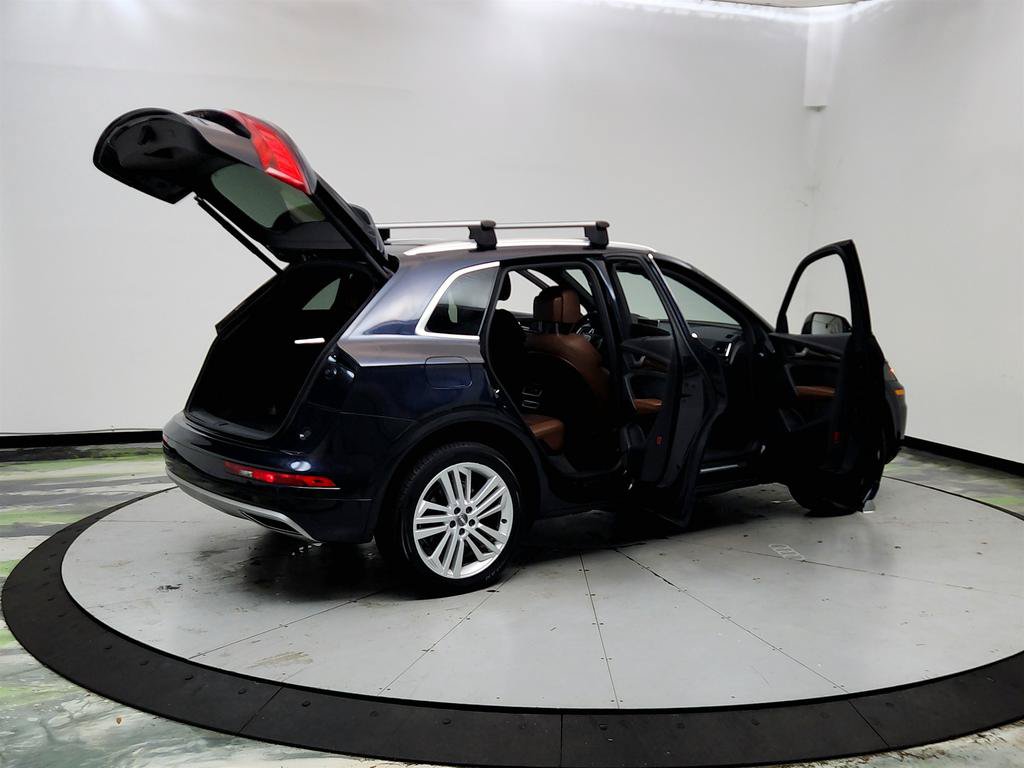 Used 2019 Audi Q5 2.0T Premium Plus w/ Premium Plus Package AWD/4WD image 10