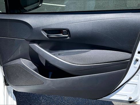 Used 2024 Toyota Corolla LE image 22