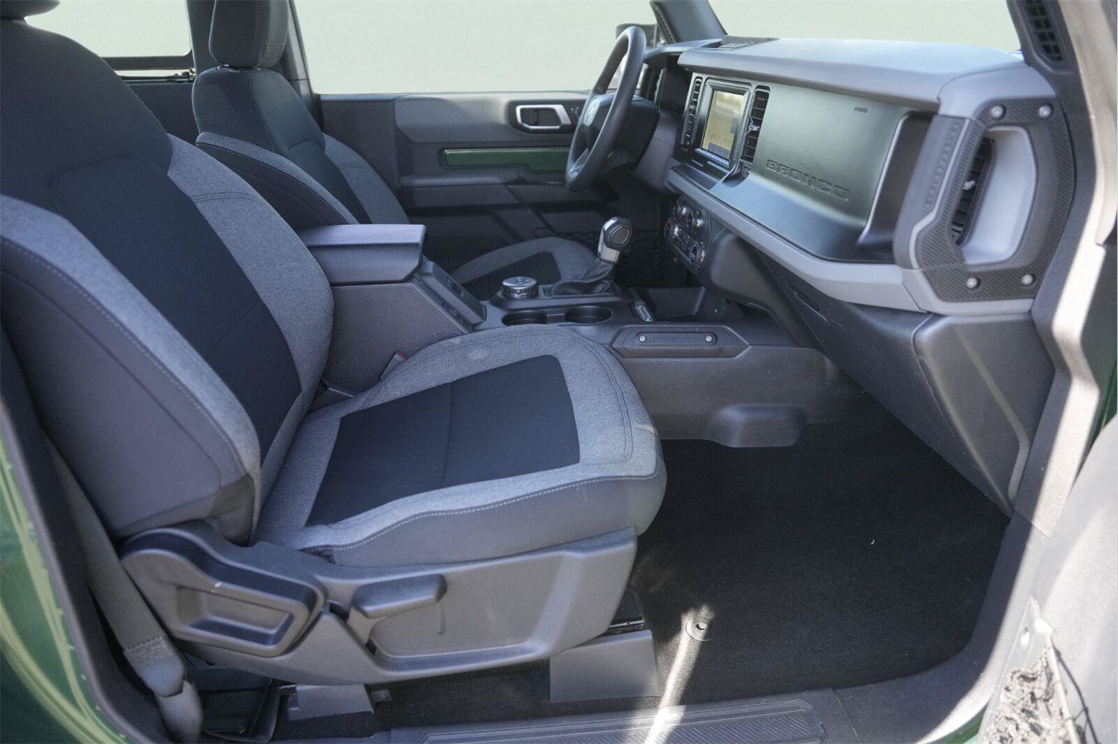 Used 2022 Ford Bronco 2-Door AWD/4WD image 14