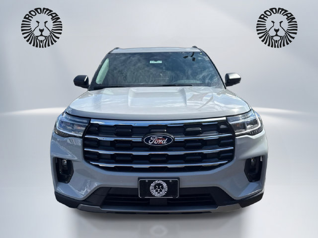 New 2027 Ford Explorer Active w/ Active Comfort Package AWD/4WD image 2