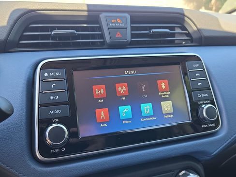 Used 2025 Nissan Versa SV w/ Trunk Package FWD image 21