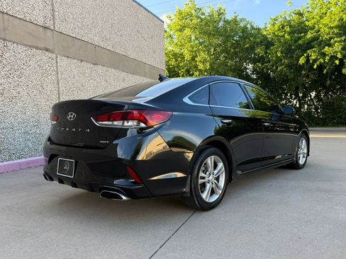 Used 2019 Hyundai Sonata Sport w/ Tech Package 03 image 4