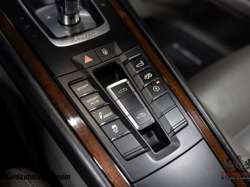 Used 2015 Porsche 911 Targa 4S image 26