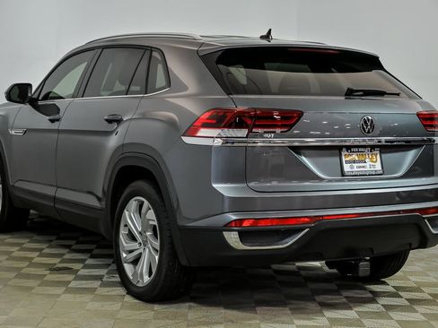Used 2021 Volkswagen Atlas Cross Sport S FWD image 4