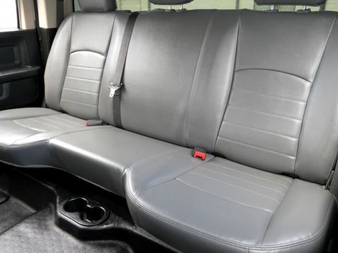Used 2018 RAM 2500 Tradesman w/ Chrome Appearance Group AWD/4WD image 30