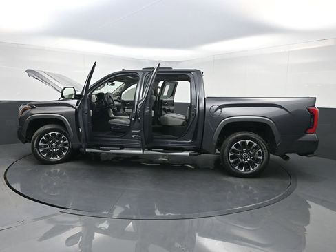 Used 2023 Toyota Tundra Limited image 39