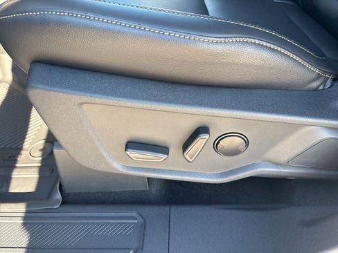 New 2025 Ford Bronco Badlands image 15