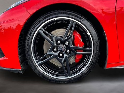 Used 2021 Chevrolet Corvette Stingray w/ Z51 Performance Package image 8