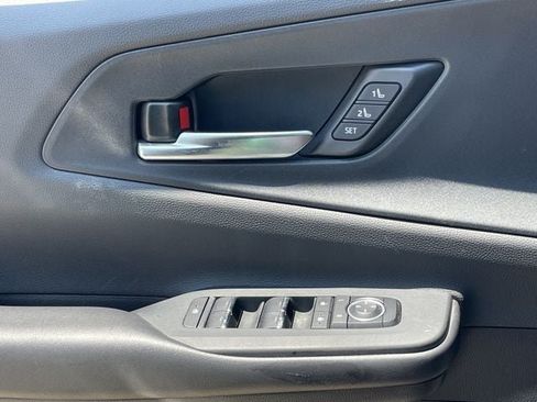 Certified 2024 Toyota Prius Prime Premium w/ Advanced Technology Package FWD image 23