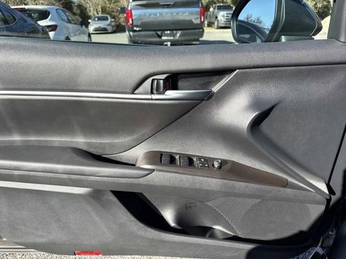 Certified 2024 Toyota Camry SE image 7