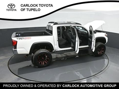 Used 2018 Toyota Tacoma TRD Off-Road AWD/4WD image 66