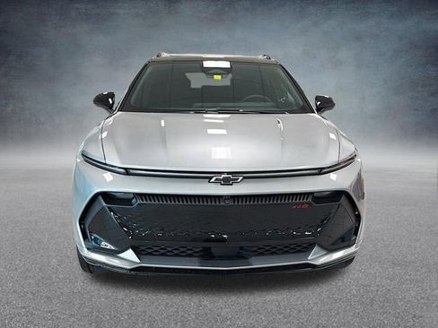 New 2026 Chevrolet Equinox EV RS FWD image 3