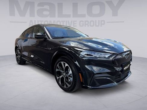 Certified 2022 Ford Mustang Mach-E Premium AWD/4WD image 7