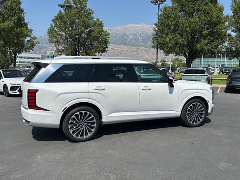 Certified 2026 Hyundai Palisade Calligraphy AWD/4WD image 7