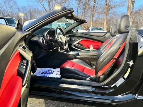 Used 2022 Chevrolet Camaro LT image 15