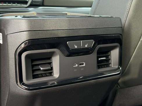 New 2026 Chevrolet Silverado 2500 ZR2 image 29