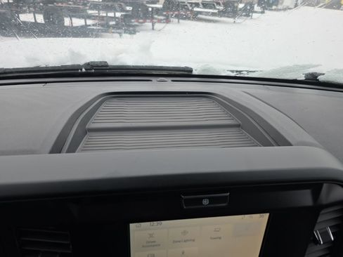 New 2025 Ford F550 4x4 Supercab Super Duty image 47