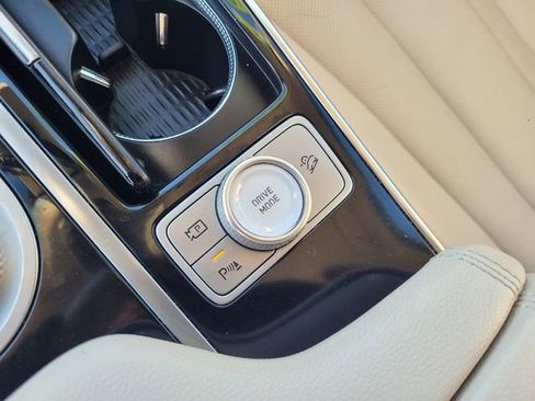 Used 2022 Genesis GV80 2.5T image 16